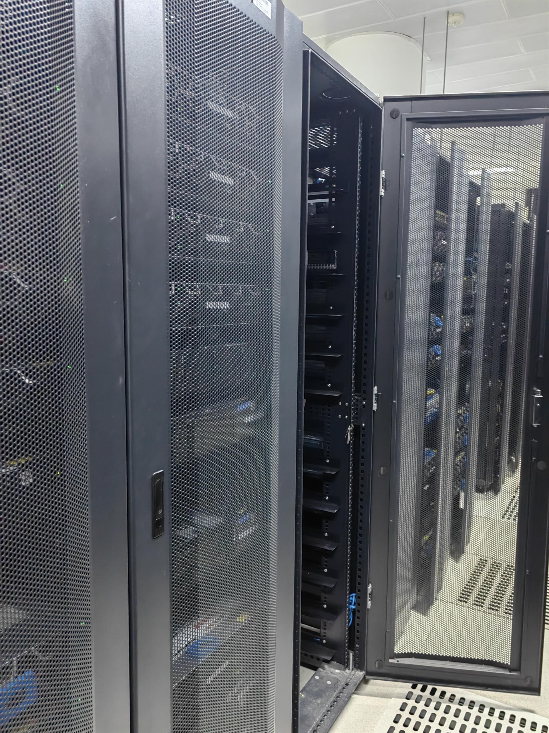 托管带宽选择和区分